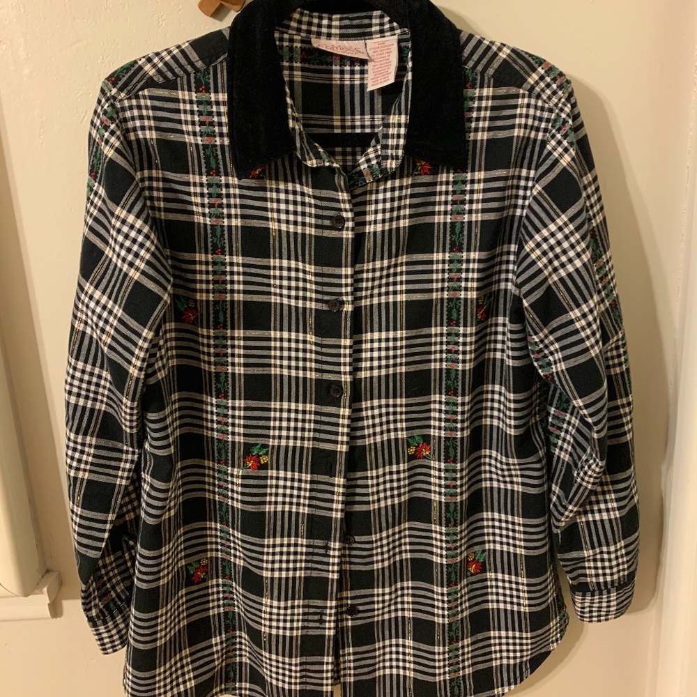 Basic Editions Holiday Button Down - vintage